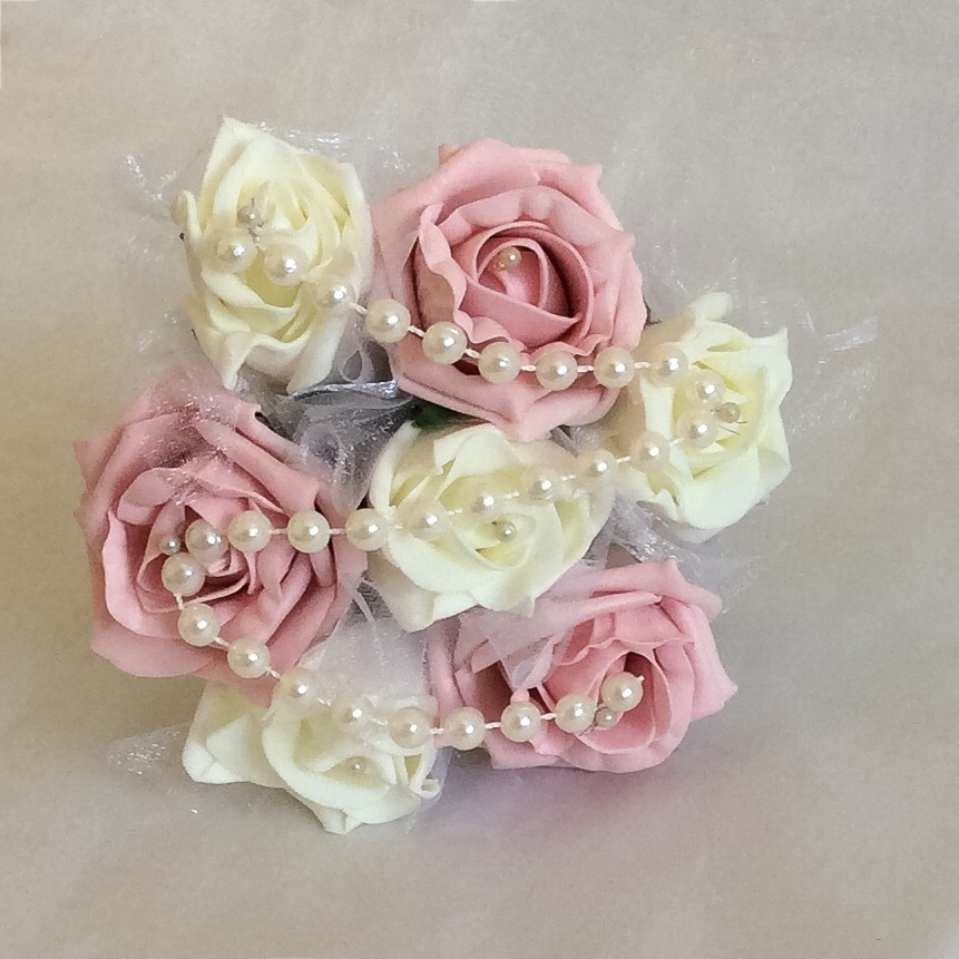 Petit bouquet artificiel roses et perles