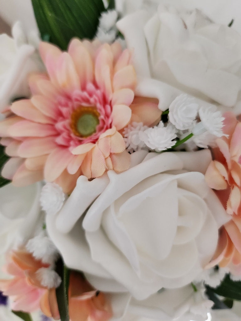 Bouquet de roses et de gerberas