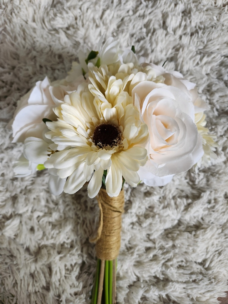 Bouquet de roses et de gerberas