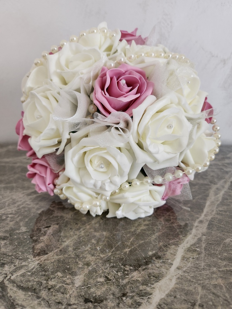 Bouquet de roses et de gerberas