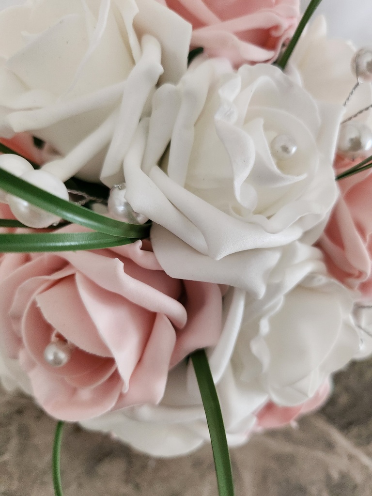 Bouquet de roses et de gerberas