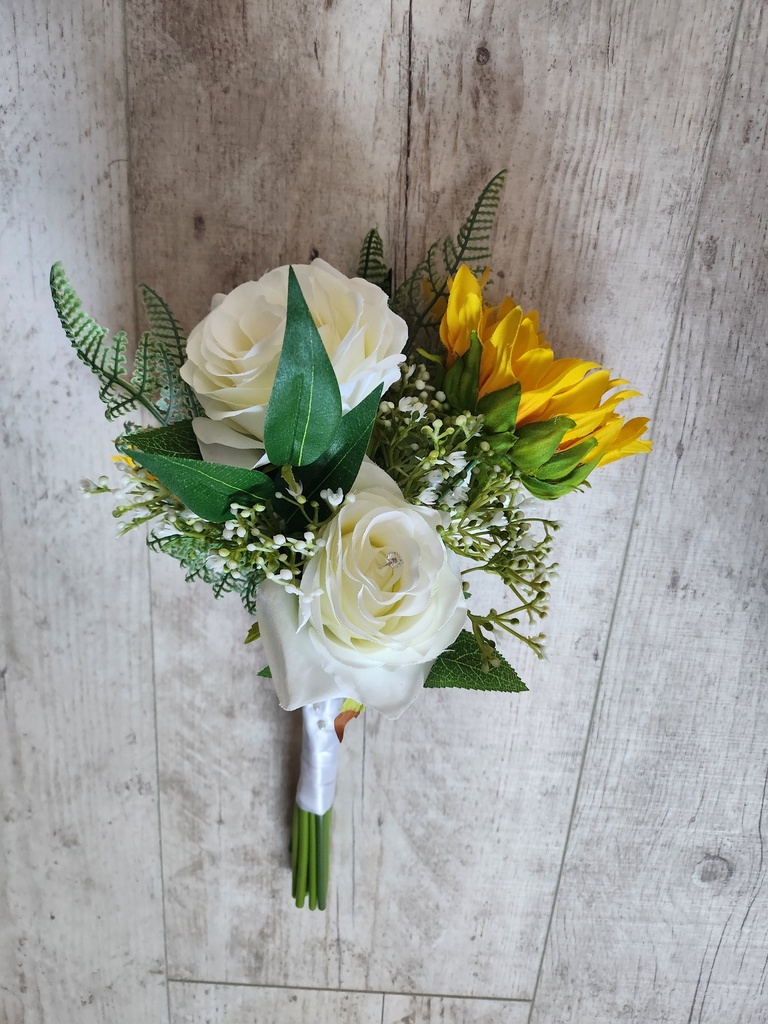 Bouquet tournesols et roses blanches