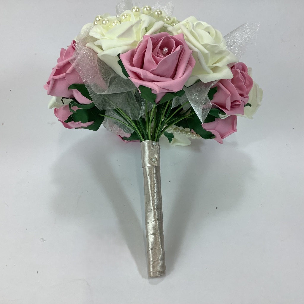 Bouquet artificiel roses et perles