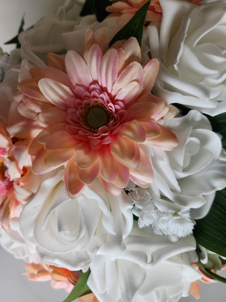 Bouqut artificiel marguerites roses gypsophile