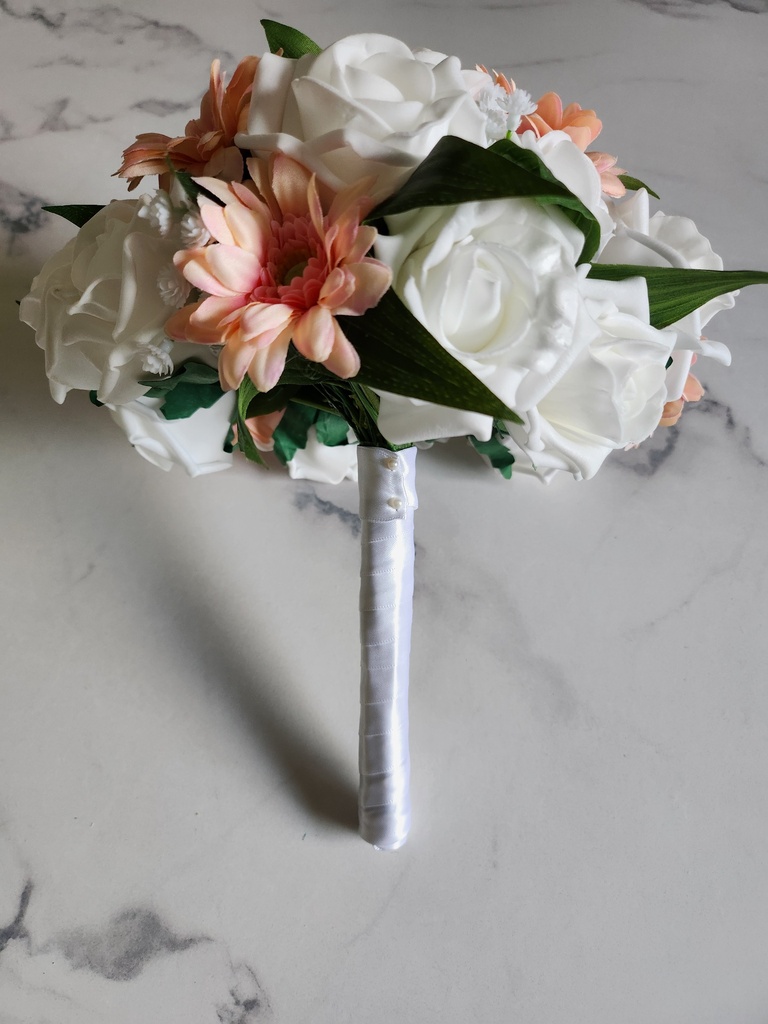 Bouqut artificiel marguerites roses gypsophile
