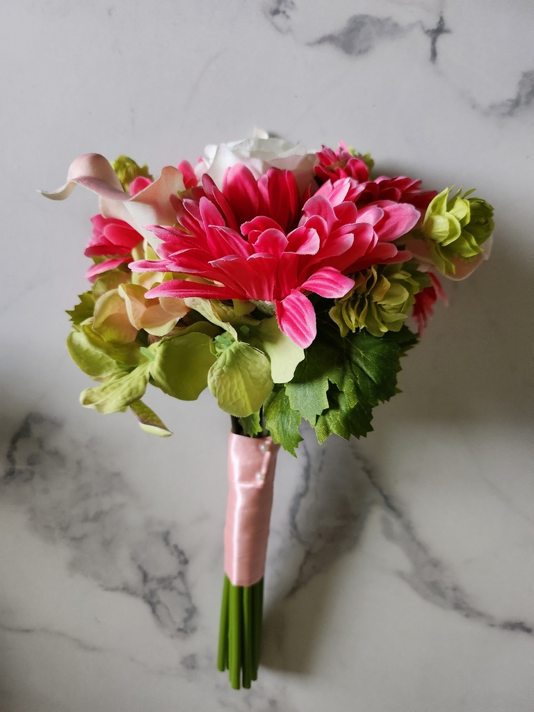 Petit bouquet artificiel callas, gerberas et roses