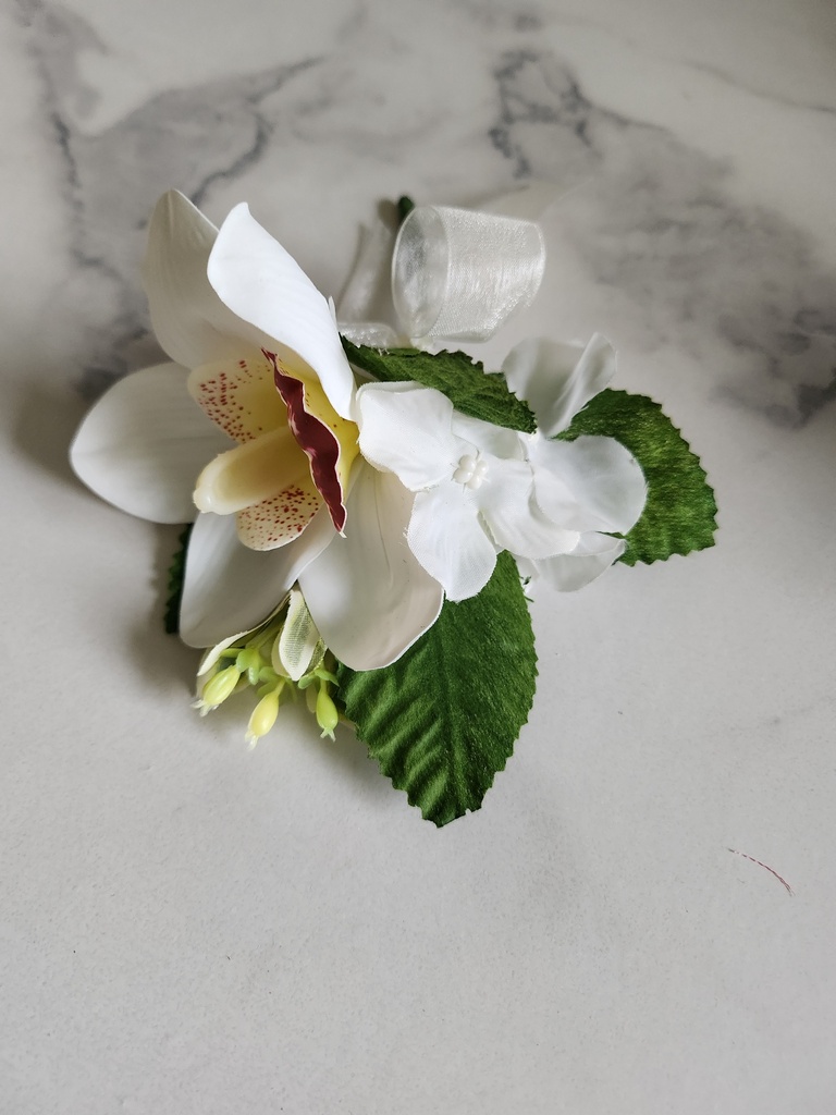 Boutonnière artificielle orchidée