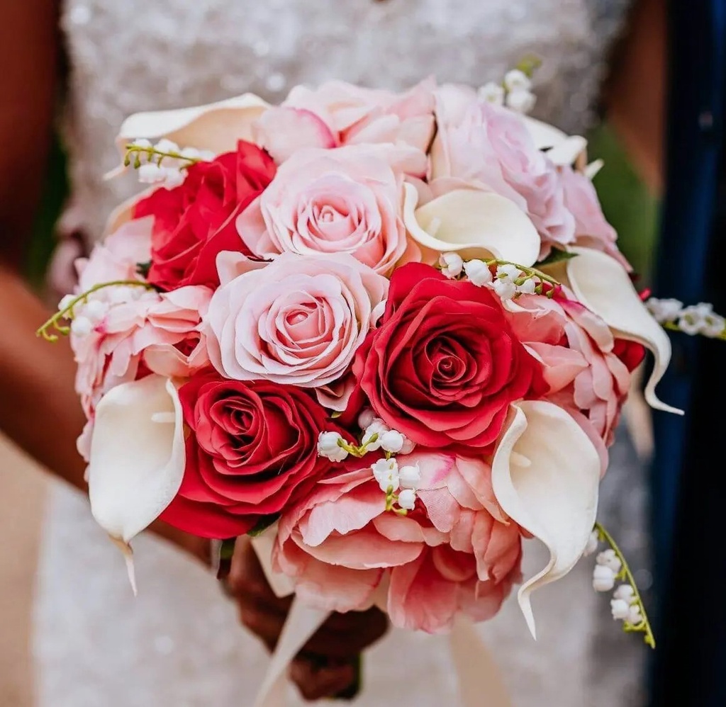 Bouquet artificiel callas, roses, pivoines et muguet 