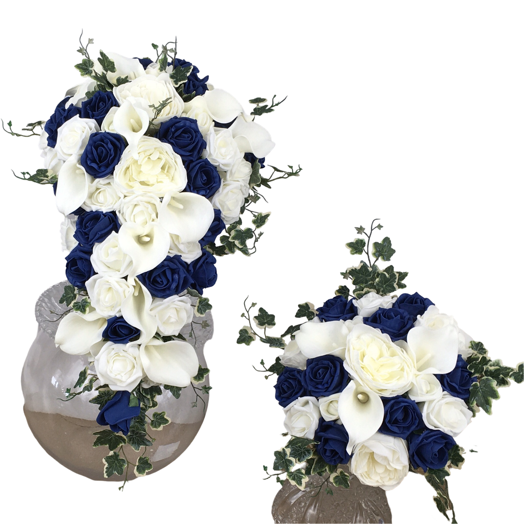 Bouquet tombant de roses avec une touche de pivoine et de callas